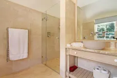 Constantia Heights Villa in Constantia – photo 24 thumbnail
