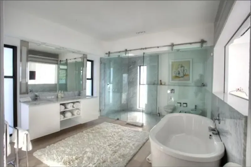Villa St. Leon in Bantry Bay – photo 20