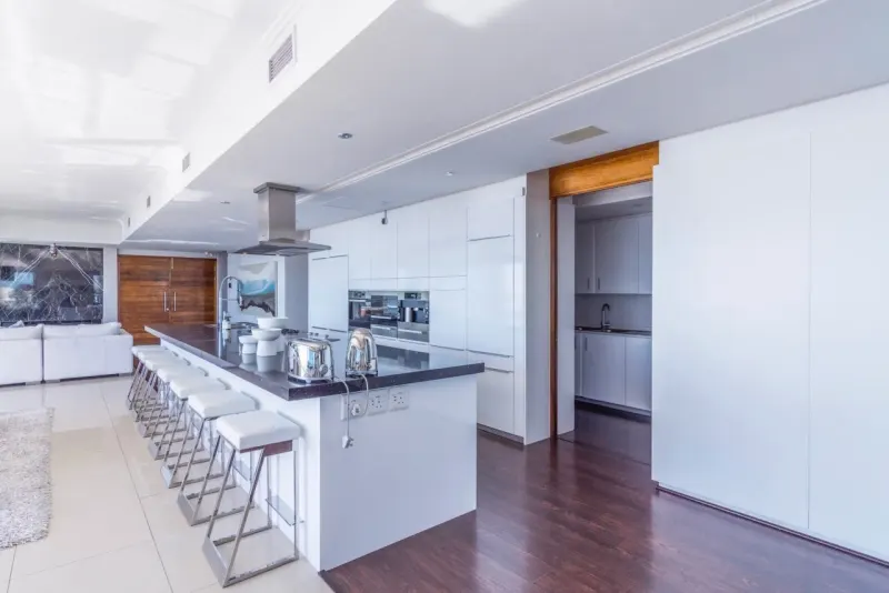Camps Bay Drive Villa in Camps Bay – photo 8