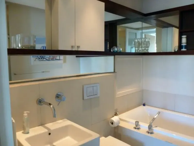 Naelemay Beach Road Apartment in Sea Point – photo 11