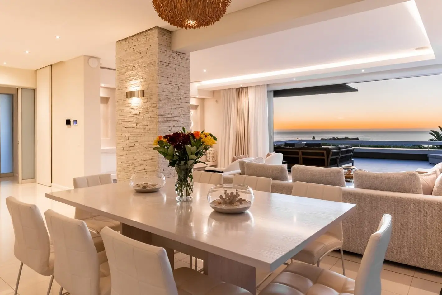 property_08bac49d-288c-418e-b5cd-0695abedd4ec_16