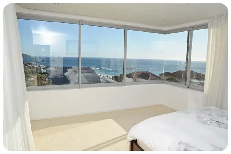 Ocean Vista in Camps Bay – photo 10