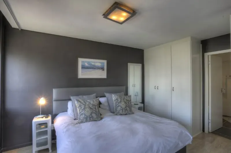 Fountain Apartment in Cape Town City Centre – photo 8