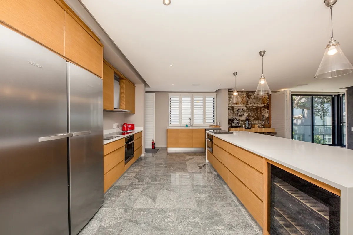 property_091b456f-906c-4e48-9a13-be3df64109f1_2