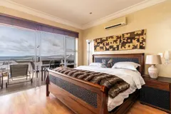 Beachside Penthouse in Camps Bay – photo 16 thumbnail