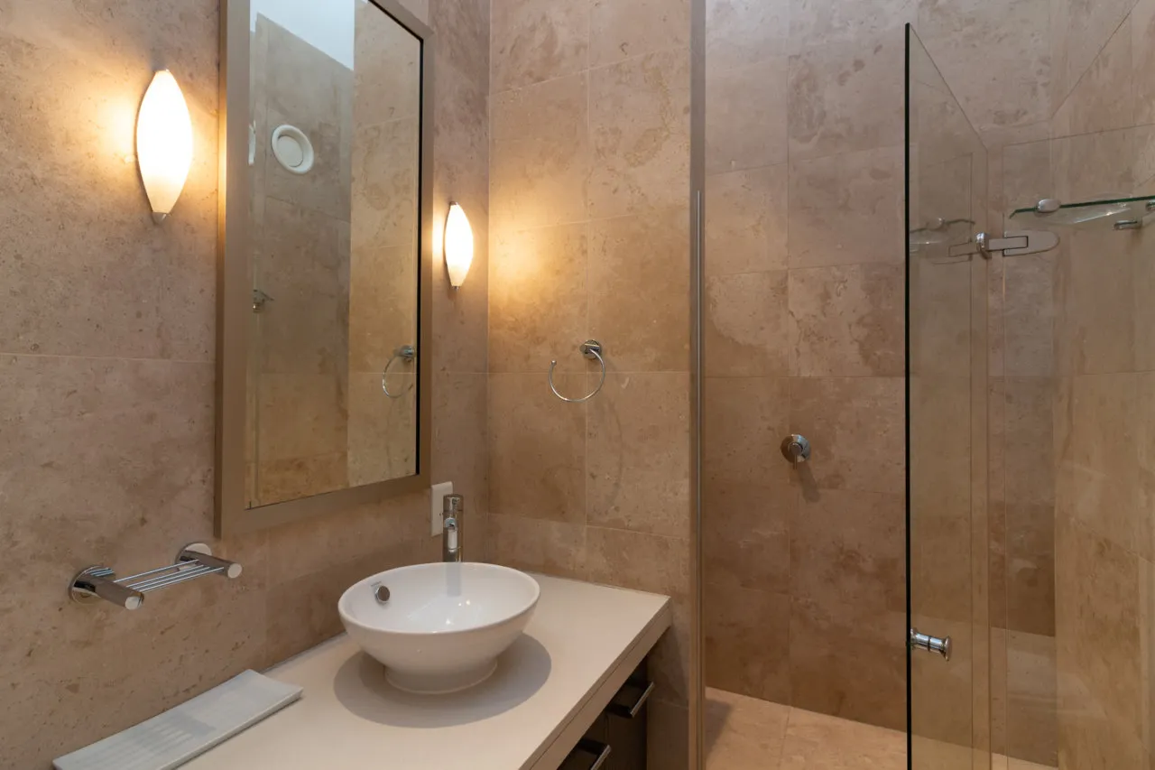 property_092d0b4a-ec1a-49be-b093-8da26af78776_55