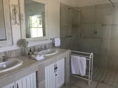 Constantia Valley Villa in Silverhurst – photo 66 thumbnail