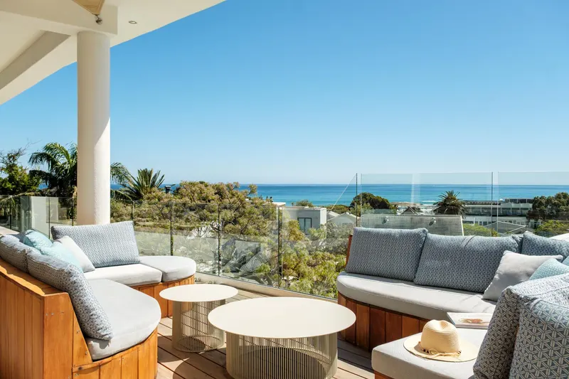 17 Geneva Drive in Camps Bay – photo 9