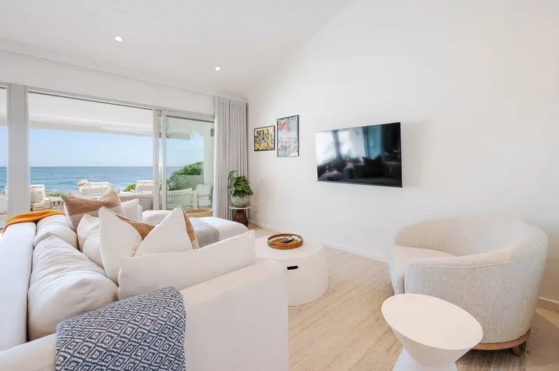 3rd Beach Bungalow in Clifton – photo 22