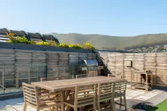 Sea Point Penthouse Retreat in Sea Point – photo 15 thumbnail