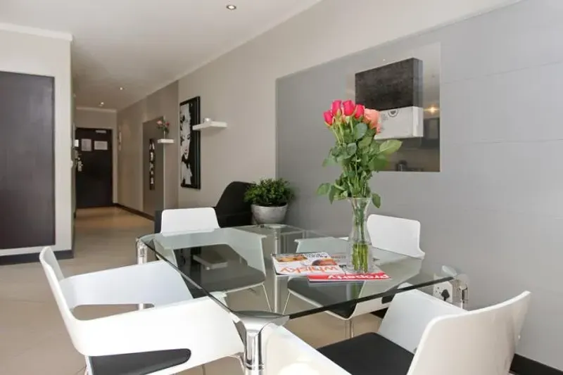 Icon Apartment 808 in Cape Town City Centre – photo 4