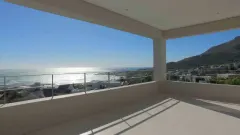 Camps Bay Upper Tree Villa in Camps Bay – photo 5 thumbnail
