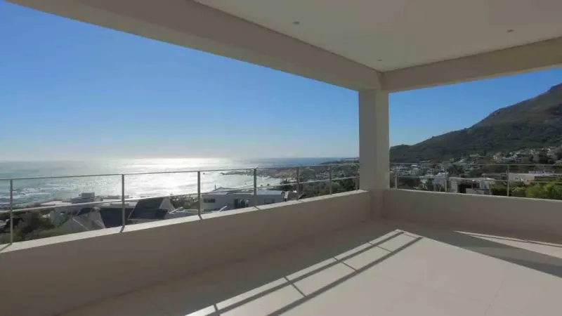 Camps Bay Upper Tree Villa in Camps Bay – photo 5