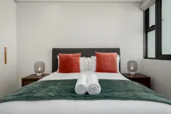 Sea Point Penthouse Retreat in Sea Point – photo 29 thumbnail