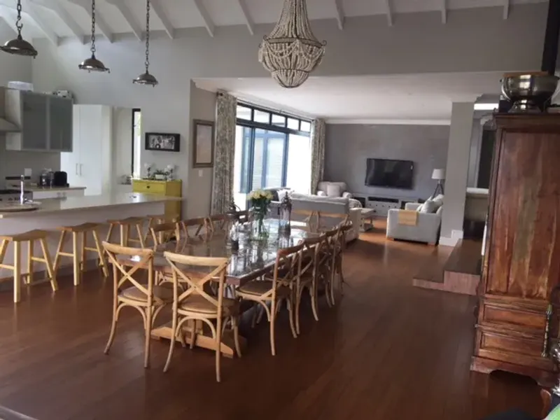 Wills Lake Villa in The Lakes – photo 18