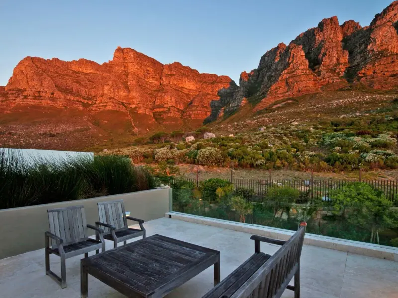 Theresa Luxe - Luxury Villa with pool & ocean views in Bakoven – photo 24