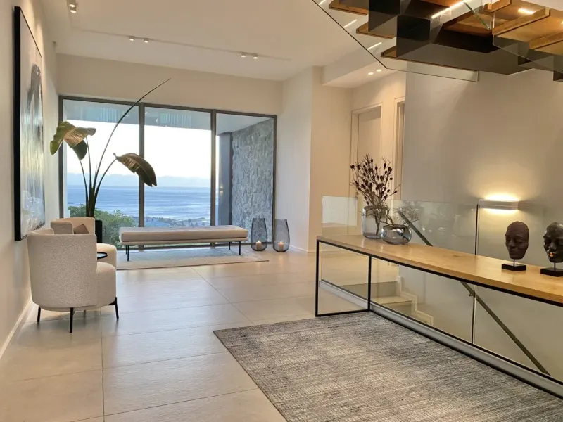 Montana Ruby in Camps Bay – photo 9