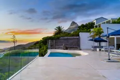 TWO VIEWS (CB155) in Camps Bay – photo 8 thumbnail