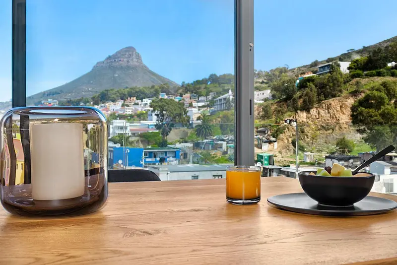 702 on Strand in Cape Town City Centre – photo 11