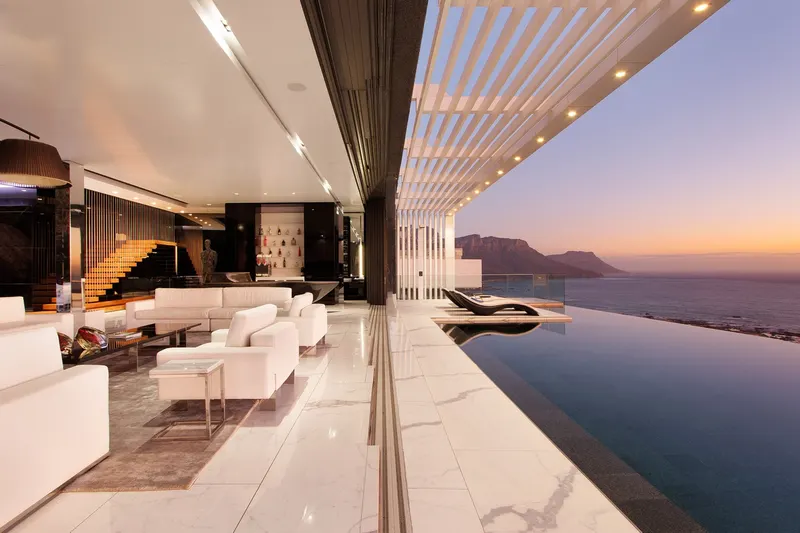 Nettleton Luxe  in Clifton – photo 15