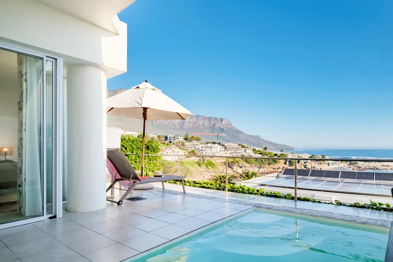 CBT Suite in Camps Bay