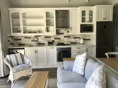 Constantia Valley Villa in Silverhurst – photo 37 thumbnail