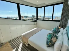 Skydeck Penthouse in Sea Point – photo 5 thumbnail
