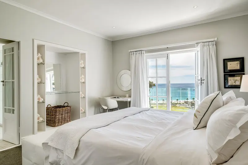 Villa Galazzio  in Camps Bay – photo 11