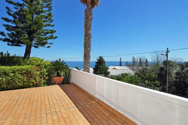 Ingleside Apartment in Camps Bay – photo 9