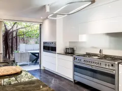 Camps Bay Azzurra in Bakoven – photo 16 thumbnail