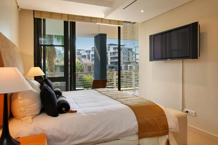 property_0cf42d02-27c0-4a30-8cda-4b0ffad91faf_5