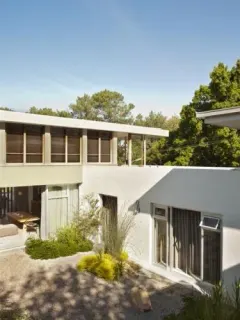 Newlands Luxury Villa in Newlands – photo 8 thumbnail
