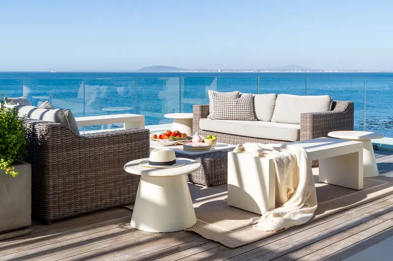 East West Penthouse in Mouille Point – photo 28