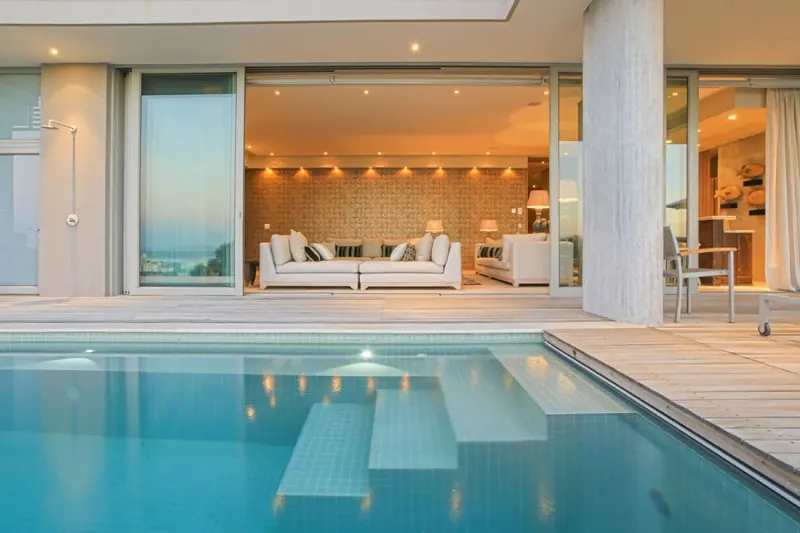 Bantry Bay Villa in Bantry Bay – photo 12