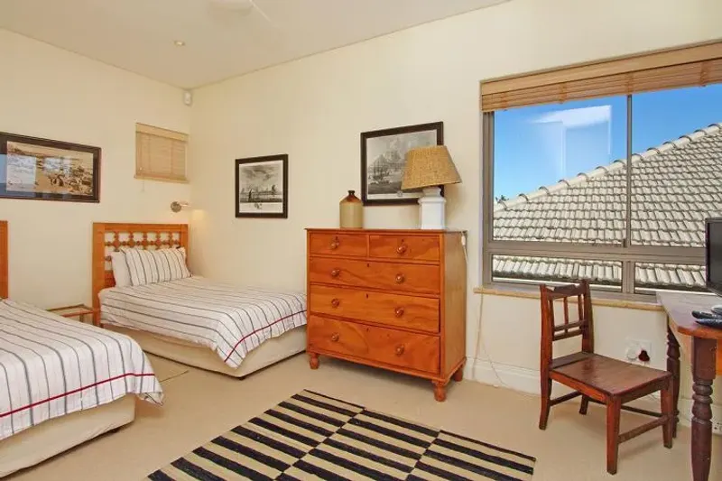 Victoria Views Apartment in Camps Bay – photo 11