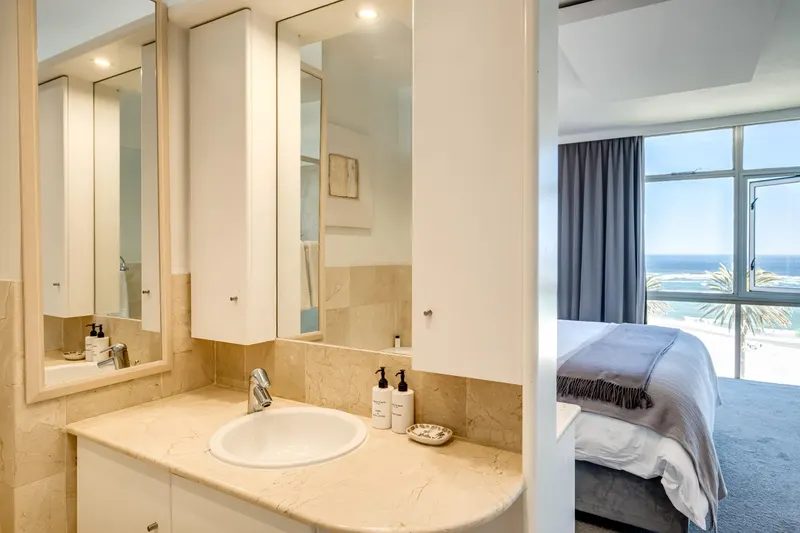 Cloud 9 in Camps Bay – photo 30