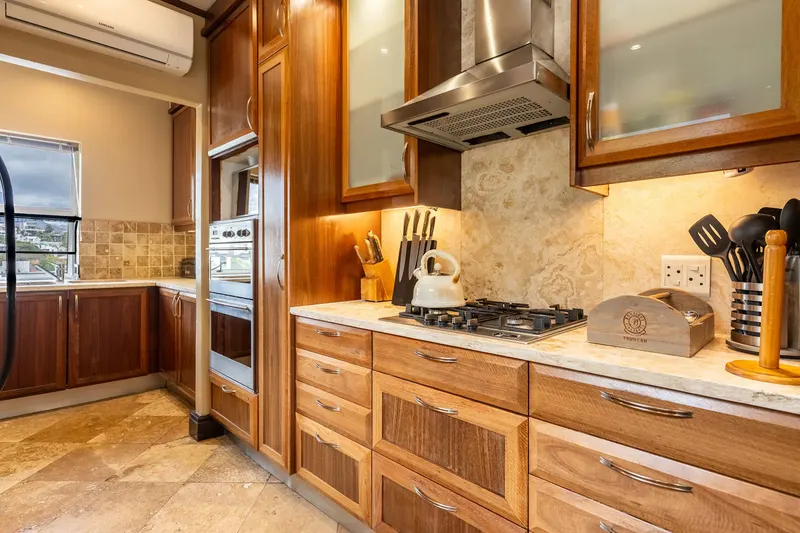 Beachside Penthouse in Camps Bay – photo 13