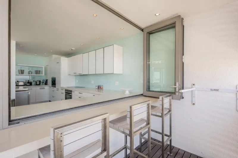15 Views Penthouse in Camps Bay – photo 30