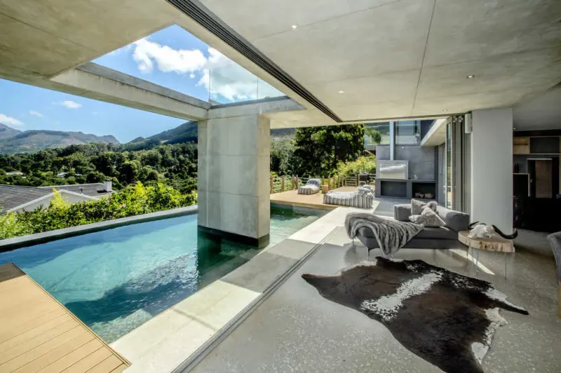 Villa Constantia in Bishopscourt – photo 5