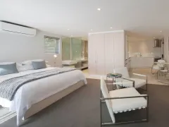 South Beach Apartments - Classic Suite in Camps Bay – photo 6 thumbnail