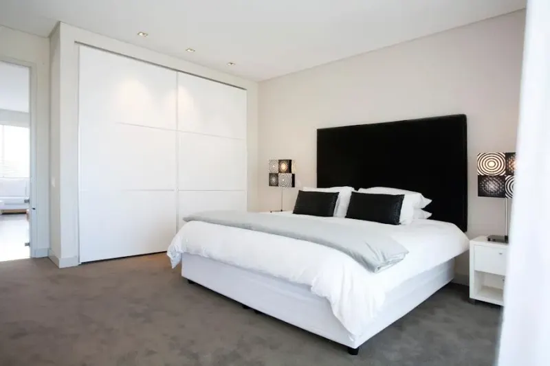 Lincoln Rd Villa in Camps Bay – photo 5