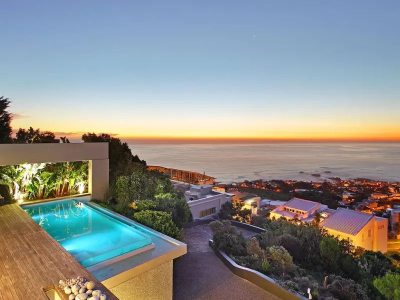 The Falcon in Camps Bay – photo 10