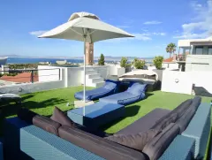 Casa Joubert in Green Point – photo 18 thumbnail