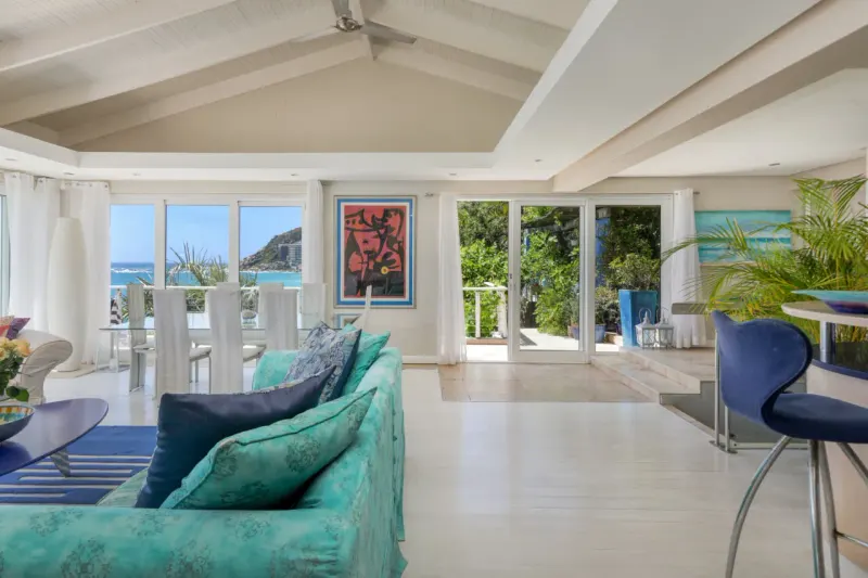Ocean Blue Bungalow in Clifton – photo 20