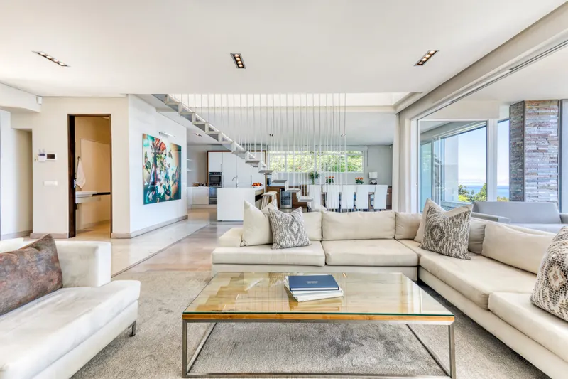 Medburn Luxury Villa in Camps Bay – photo 19