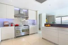 Chepstow Road Villa in Green Point – photo 21 thumbnail
