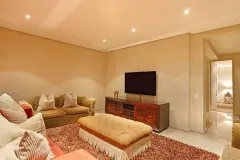 Chepstow Road Villa in Green Point – photo 5 thumbnail
