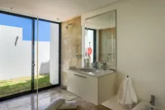 Villa Moore in Camps Bay – photo 10 thumbnail