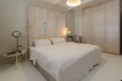 Dolphin Beach Apartment in Table View – photo 9 thumbnail