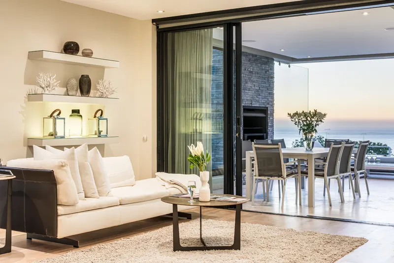 Prima Views in Camps Bay – photo 37